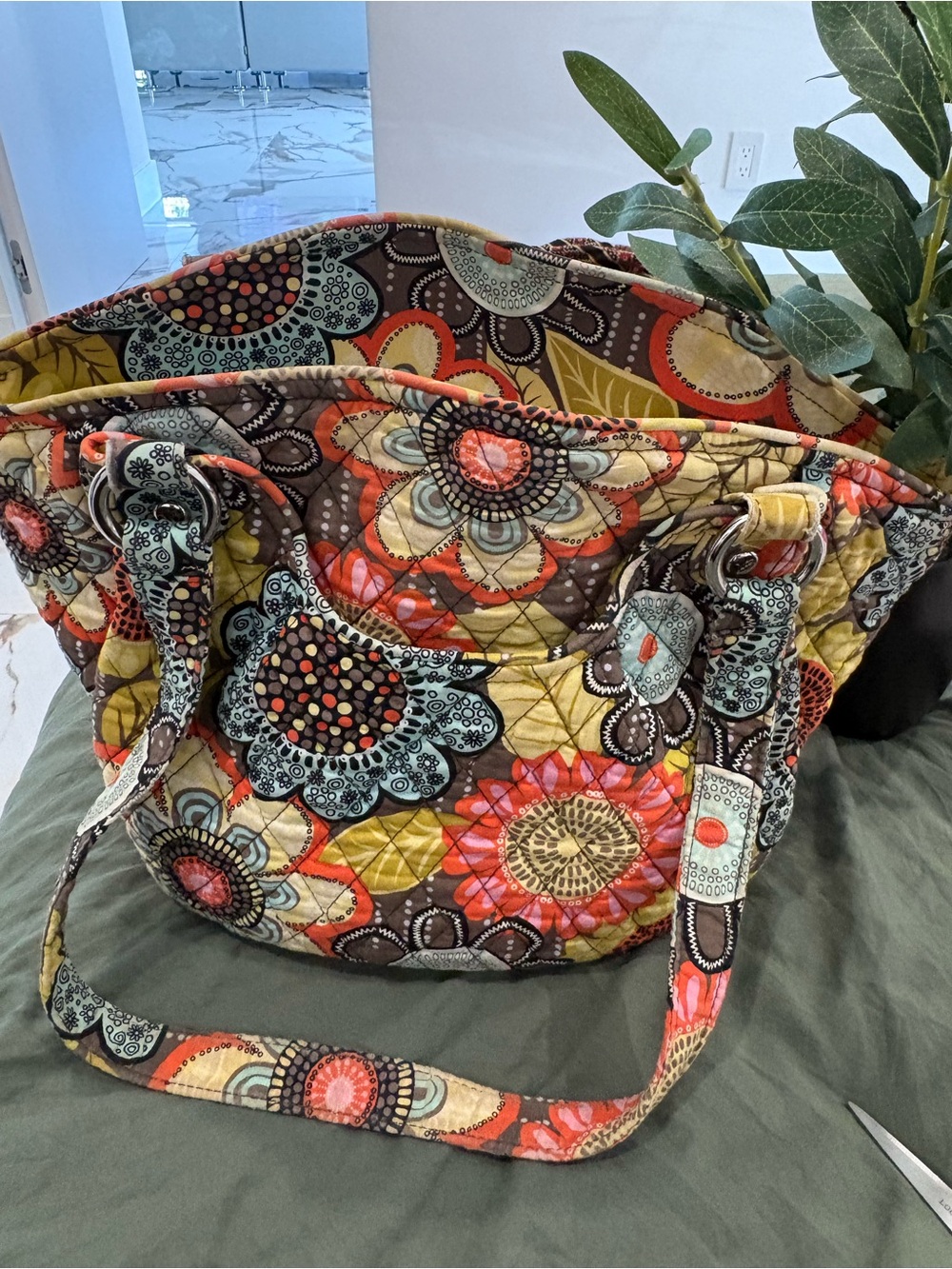 Vera Bradley Floral Quilted Tote Bag 🌸✨